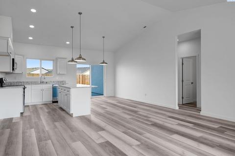 3223 E Helena, Pasco, WA 99301 photo 5