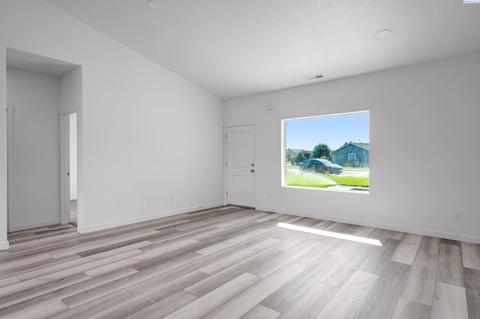 3223 E Helena, Pasco, WA 99301 photo 11