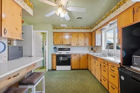 440 E Ash St, Connell, WA 99326 photo 14