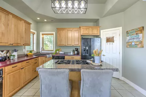 3807 Tusayan Dr, Pasco, WA 99301 photo 7