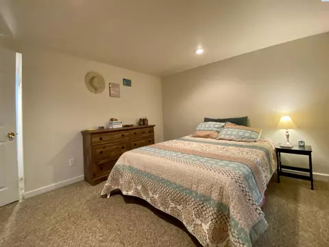 810 NW Charlotte, Pullman, WA 99163 photo 21