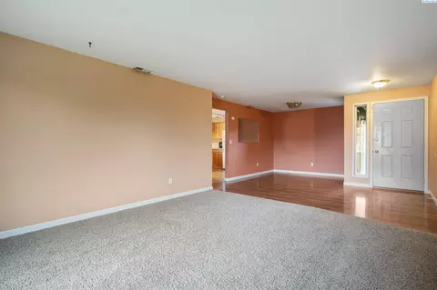 6603 Ebbets Dr, Pasco, WA 99301 photo 5