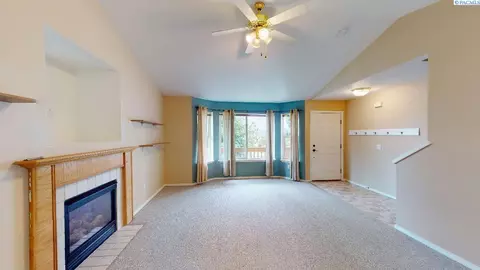 1730 NW Ventura Dr, Pullman, WA 99163 photo 3