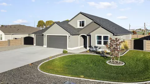 3407 Royce Ln, Pasco, WA 99301 photo 2