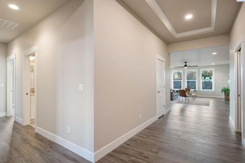 8304 Roberts Dr, Pasco, WA 99301 photo 4