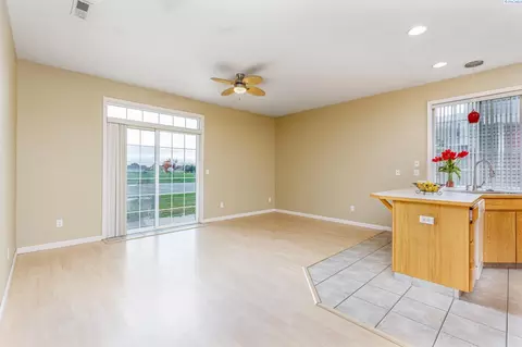 6216 Comiskey Dr, Pasco, WA 99301 photo 18