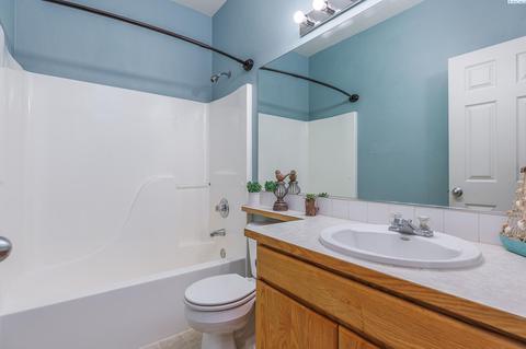 6216 Comiskey Dr, Pasco, WA 99301 photo 9