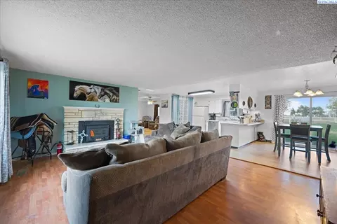 119 Westbourne Lp, Burbank, WA 99323 photo 3