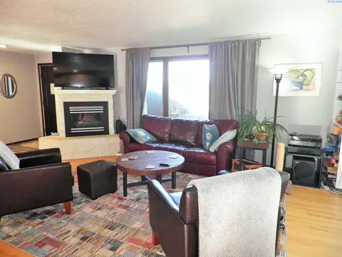 915 SE Robin Pl, Pullman, WA 99163 photo 8
