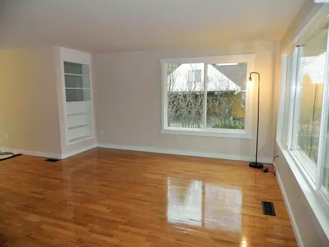 304 NW True, Pullman, WA 99163 photo 5