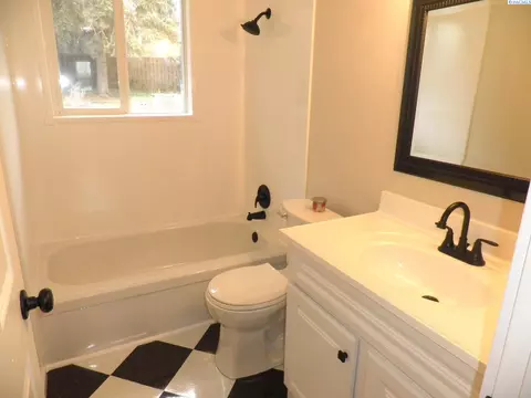 304 NW True, Pullman, WA 99163 photo 16