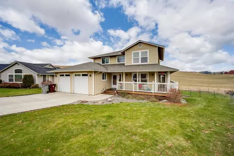 300 NW Parr Dr, Pullman, WA 99163 photo 1