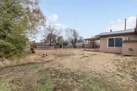 18 E 13th Ave, Kennewick, WA 99337 photo 7