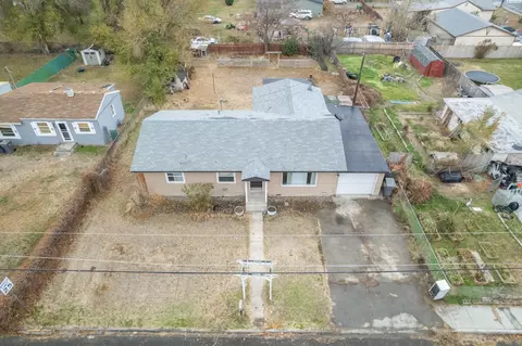 18 E 13th Ave, Kennewick, WA 99337 photo 2