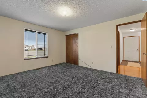 9004 Pooler, Pasco, WA 99301 photo 17