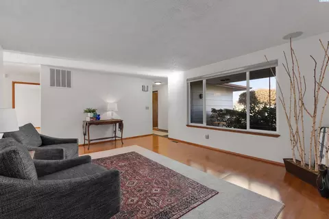 9004 Pooler, Pasco, WA 99301 photo 7
