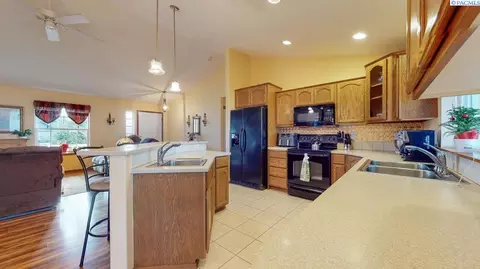 6709 Silvercrest Ct, Pasco, WA 99301 photo 9