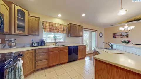 6709 Silvercrest Ct, Pasco, WA 99301 photo 11