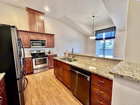 210 NW Terre Vw #J, Pullman, WA 99163 photo 2