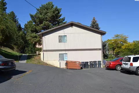 1105 NW Nye St, Pullman, WA 99163 photo 2