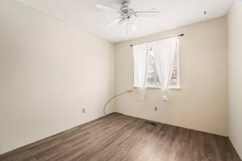 6013 W Melville Rd, Pasco, WA 99301 photo 18