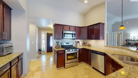 535 NW Carley Ave, Pullman, WA 99163 photo 8