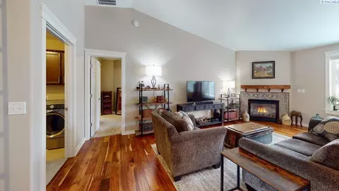 535 NW Carley Ave, Pullman, WA 99163 photo 14