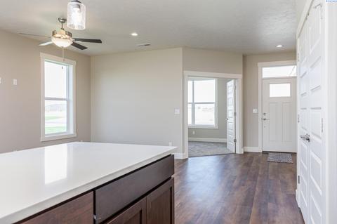 3202 E Helena St, Pasco, WA 99301 photo 6