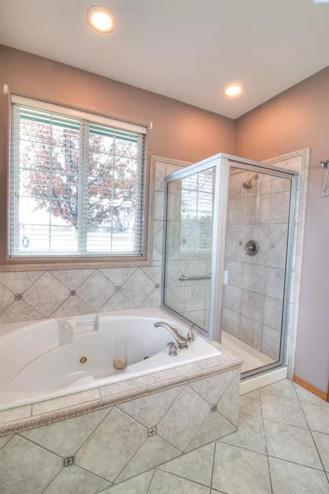 12 Marigold Loop, Pasco, WA 99301 photo 8