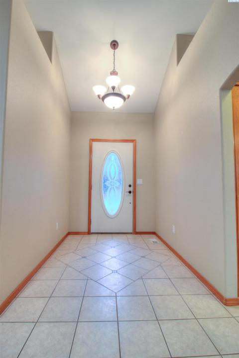 12 Marigold Loop, Pasco, WA 99301 photo 4