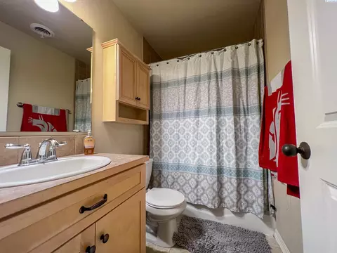 715 NE Oak St #C, Pullman, WA 99163 photo 17