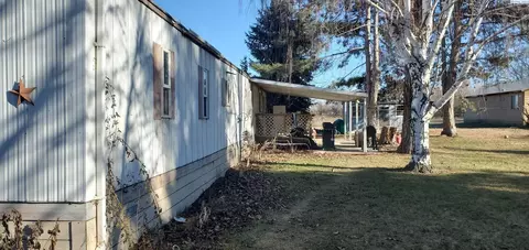 808 E Ave, Granger, WA 98932 photo 6