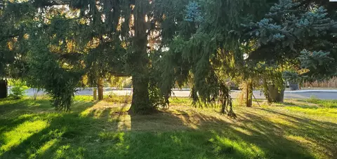 808 E Ave, Granger, WA 98932 photo 1