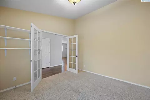 2 Sunflower Ln, Pasco, WA 99301 photo 4