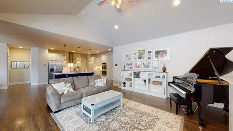 650 SW Panorama Dr, Pullman, WA 99163 photo 4