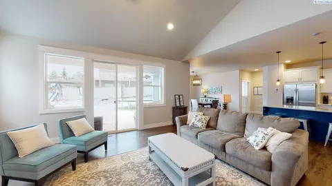 650 SW Panorama Dr, Pullman, WA 99163 photo 3