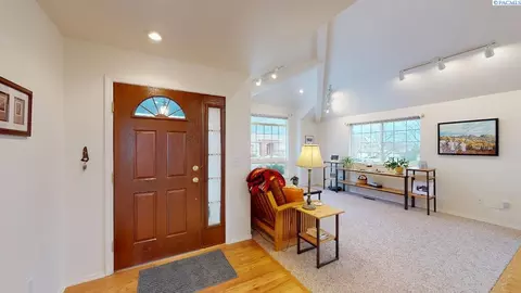 975 SW Meyer Dr, Pullman, WA 99163 photo 3