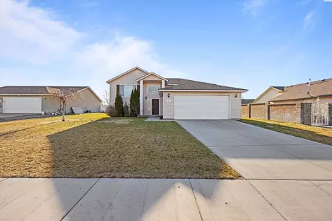 7912 Chehalis Dr, Pasco, WA 99301 photo 2
