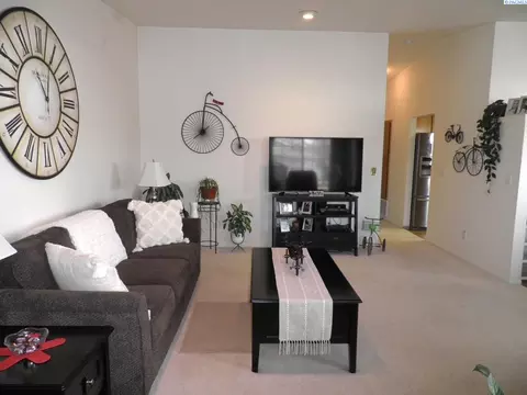 1519 SE Footloose, Pullman, WA 99163 photo 3