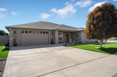 4610 Bermuda Dunes Dr, Pasco, WA 99301 photo 2