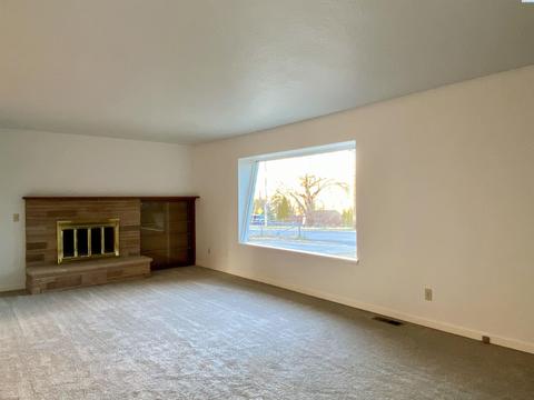 425 SE Dilke St, Pullman, WA 99163 photo 3
