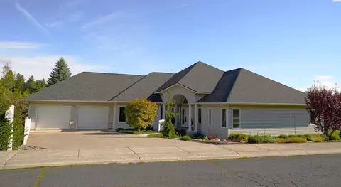640 SW Edge Knoll Dr, Pullman, WA 99163 photo 2