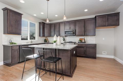 5608 W Ruby St, Pasco, WA 99301 photo 4