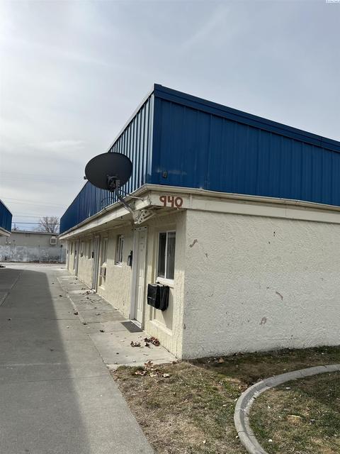 940 W Ruby, Pasco, WA 99301 photo 1