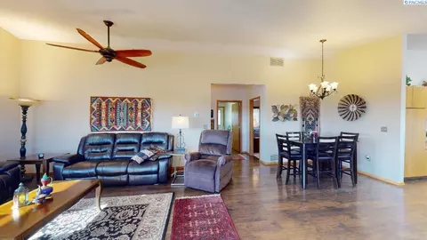 2315 NW Turner, Pullman, WA 99163 photo 10