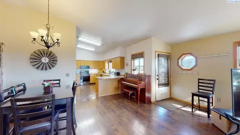 2315 NW Turner, Pullman, WA 99163 photo 9