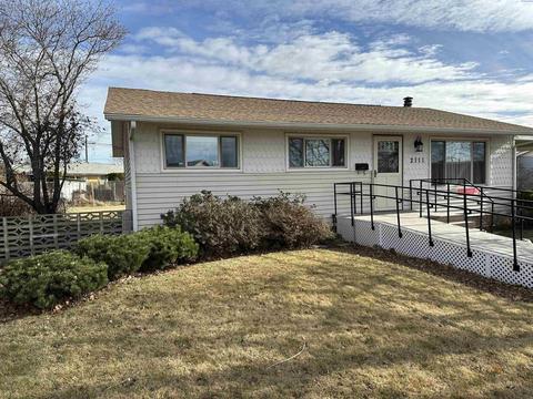 2111 N 9th Ave, Pasco, WA 99301 photo 2