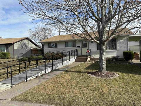2111 N 9th Ave, Pasco, WA 99301 photo 1