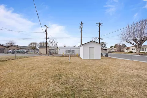 1744 N 14th Ave, Pasco, WA 99301 photo 18