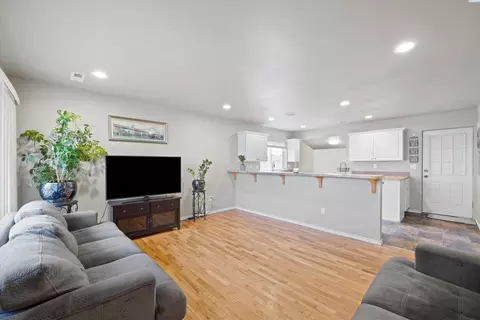 1744 N 14th Ave, Pasco, WA 99301 photo 10